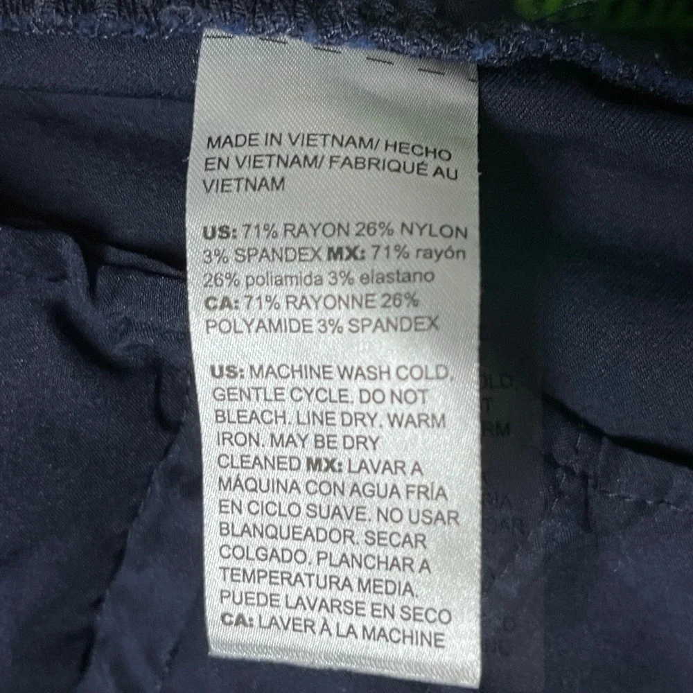 Chicos Pants Size 2R Navy Blue Pull On Ankle Slim Leg Stretch Trousers 3785 - Picture 5 of 9